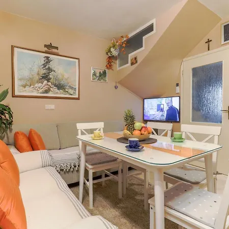 City Center 3 Bedroom Apartment Vrsar Exterior photo